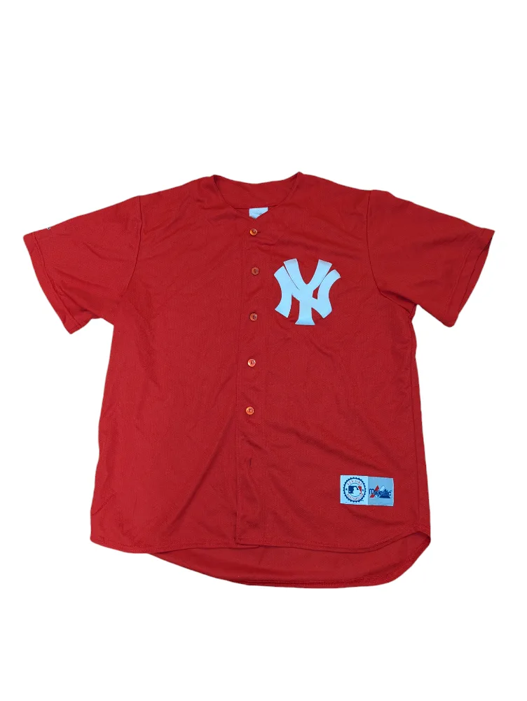 Lightly used New York Yankees mens XL red jersey thumbnail