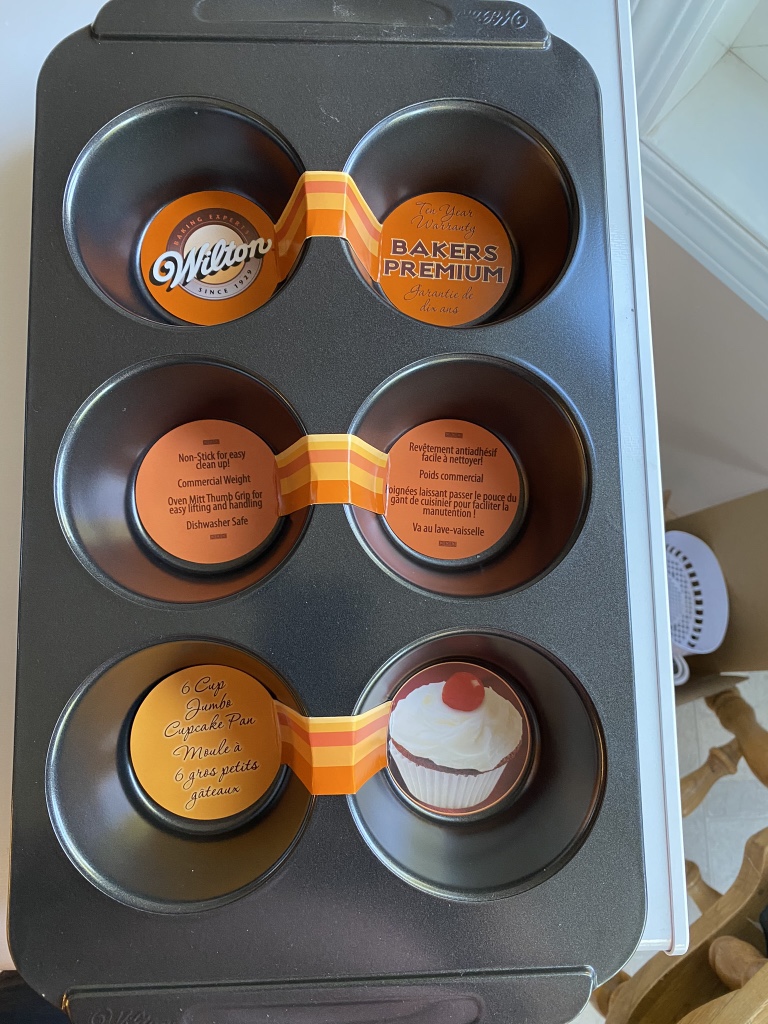 Wilton 6 Cup Jumbo Cupcake Pan