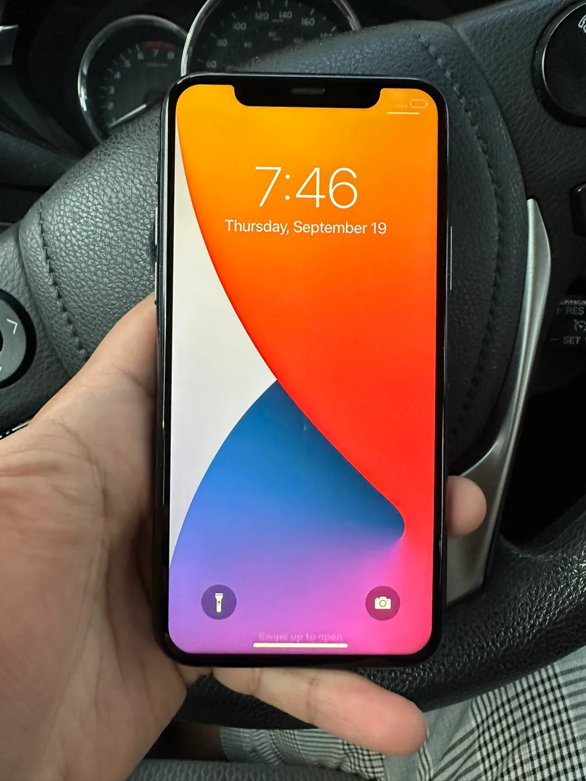IPHONE 11 PRO 64GB UNLOCKED 10/10 CONDITION $300 FIRM thumbnail
