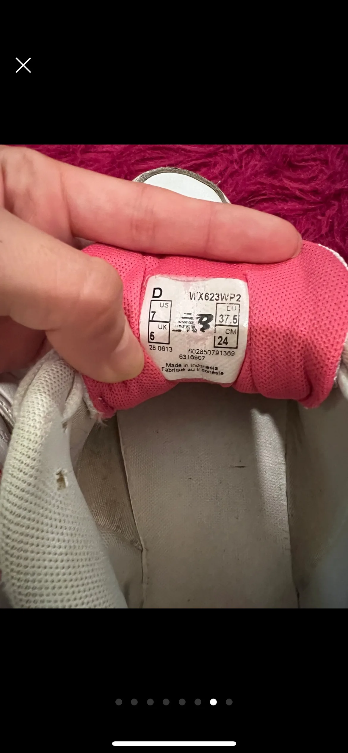 New Balance Women's Size 7 image indicator(5)