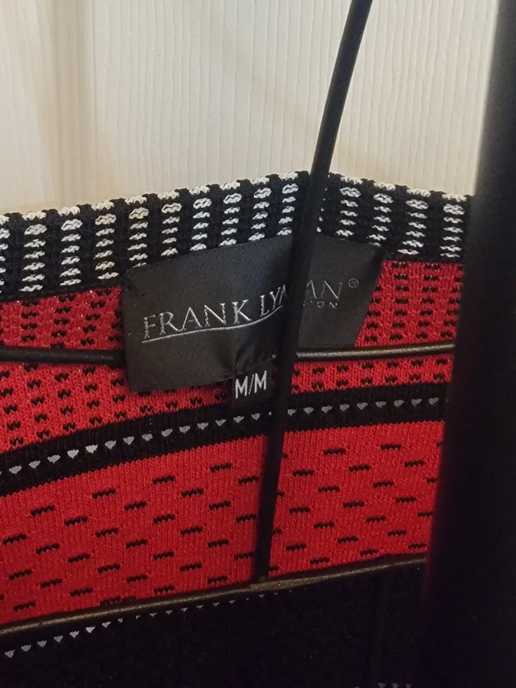 Frank Lyman Dress image indicator(4)