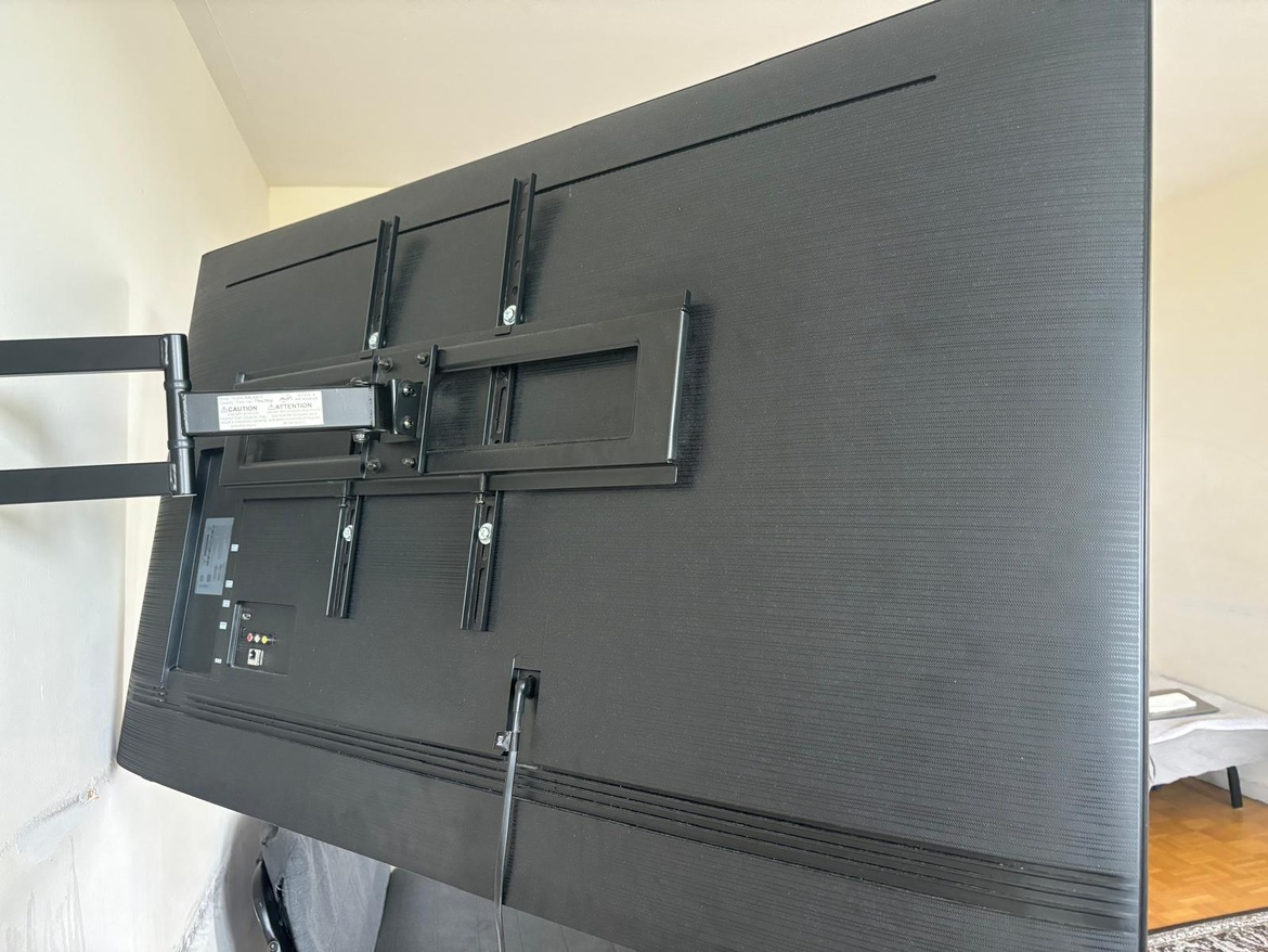 Samsung 55" 4K TV - photo 2