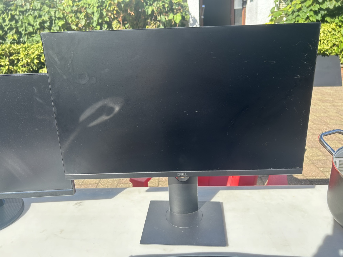 Dell Monitor 24”