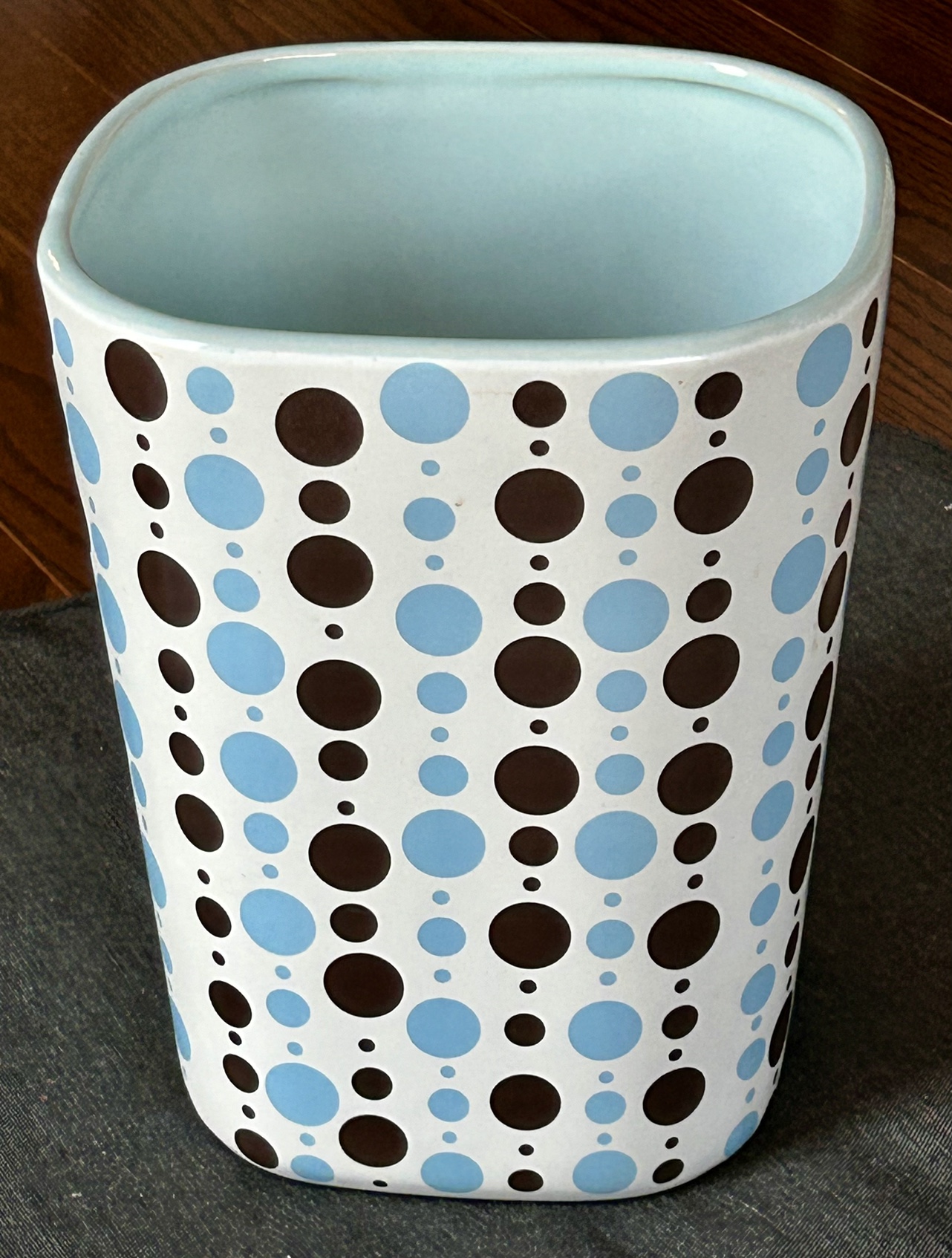 Ceramic Wastebasket / Planter