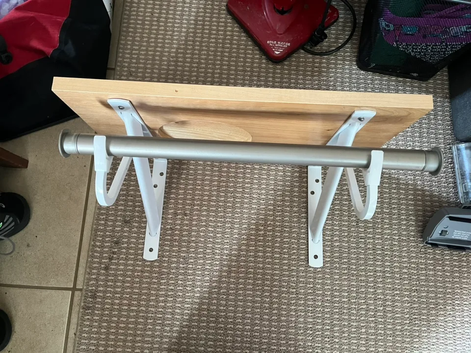 Shelf with Pull Out Rod thumbnail