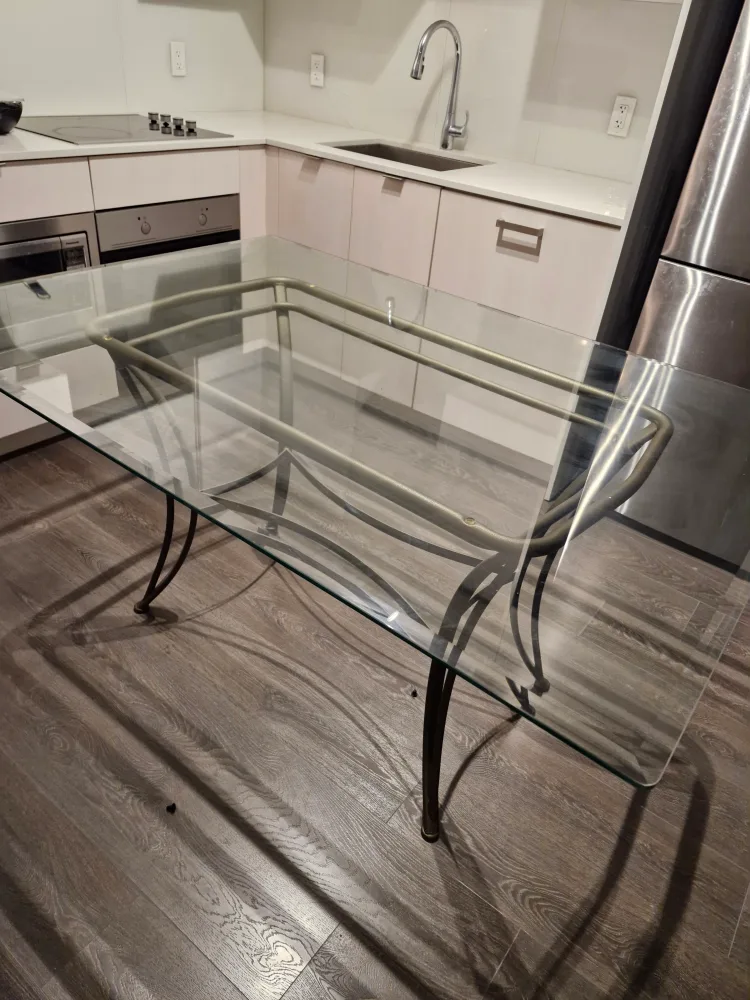 Glass Dining Table - #freecycle thumbnail