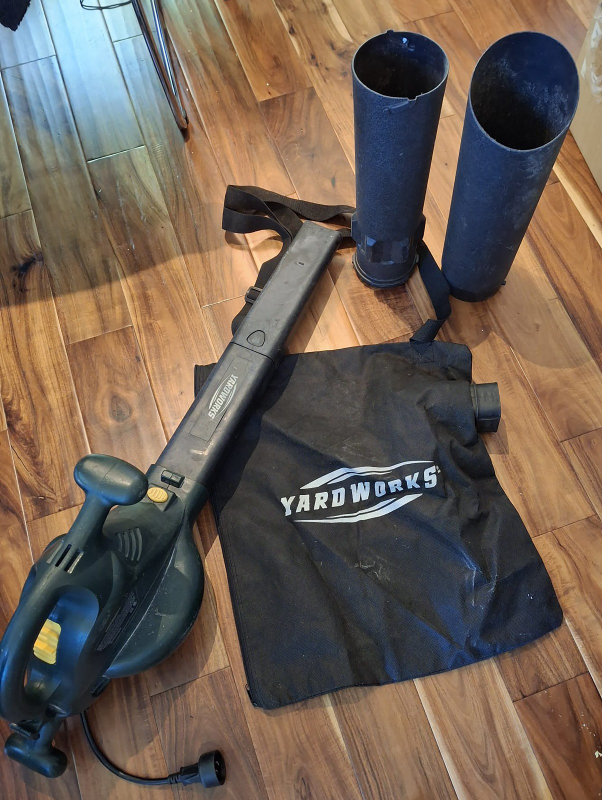 ❤️Yardworks Corded Leaf Blower