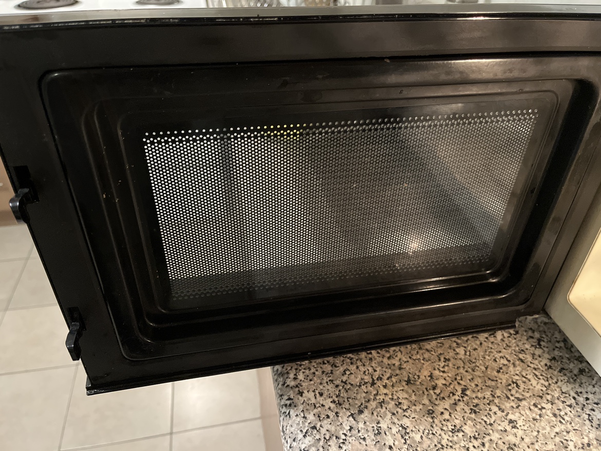 RCA Microwave - photo 3