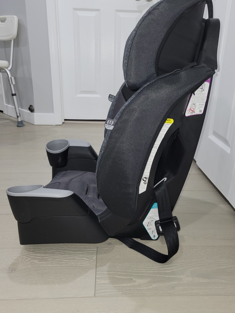 Evenflo Maestro Sport Harness Booster Car Seat - photo 3