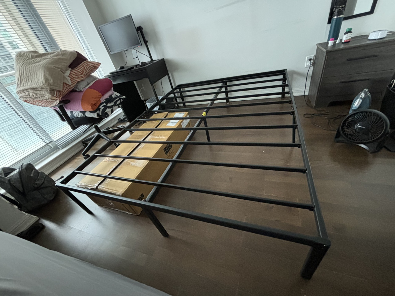 Queen Size Bed Frame and Mattress - photo 2