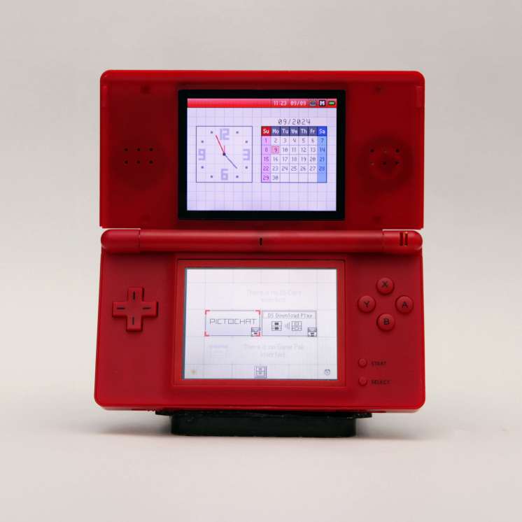 Nintendo DS Lite Bundle - Mario Theme + 7 Games + Charger - photo 3