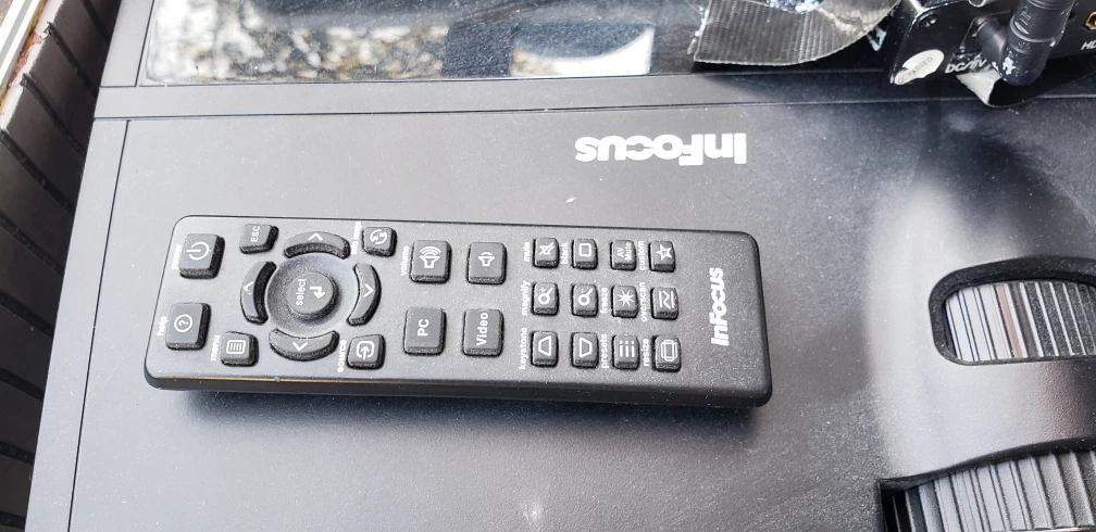 InFocus Projector with Accessories - working!! - photo 5