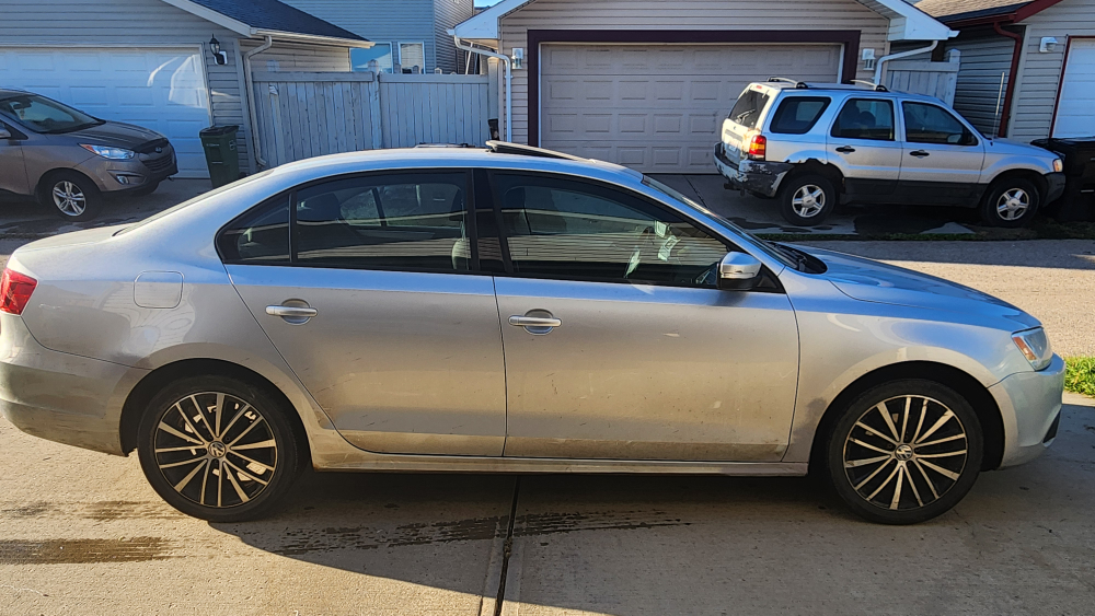 2013 Volkswagen Jetta - photo 2