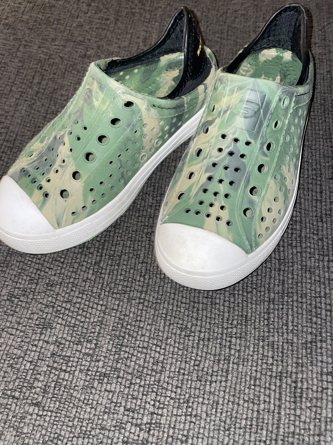 Kids' Camo Native like shoes - size 13 - photo 4