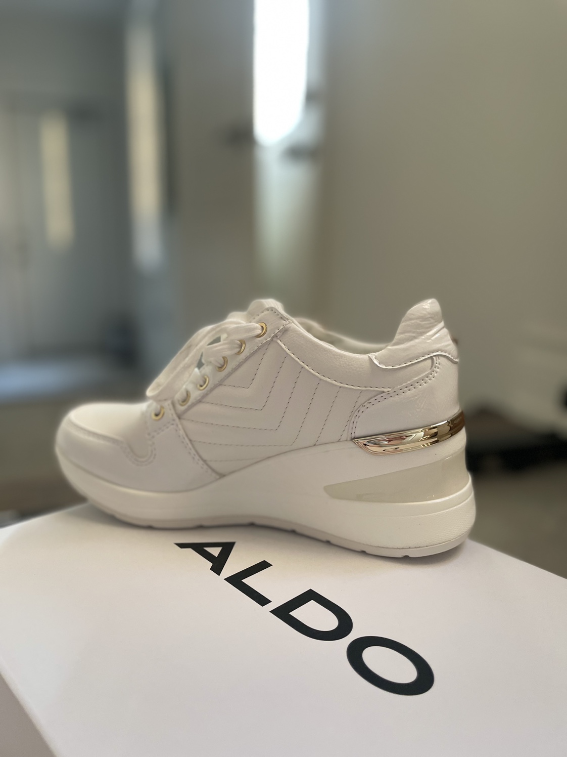 Brand New Aldo White Sneakers - photo 2