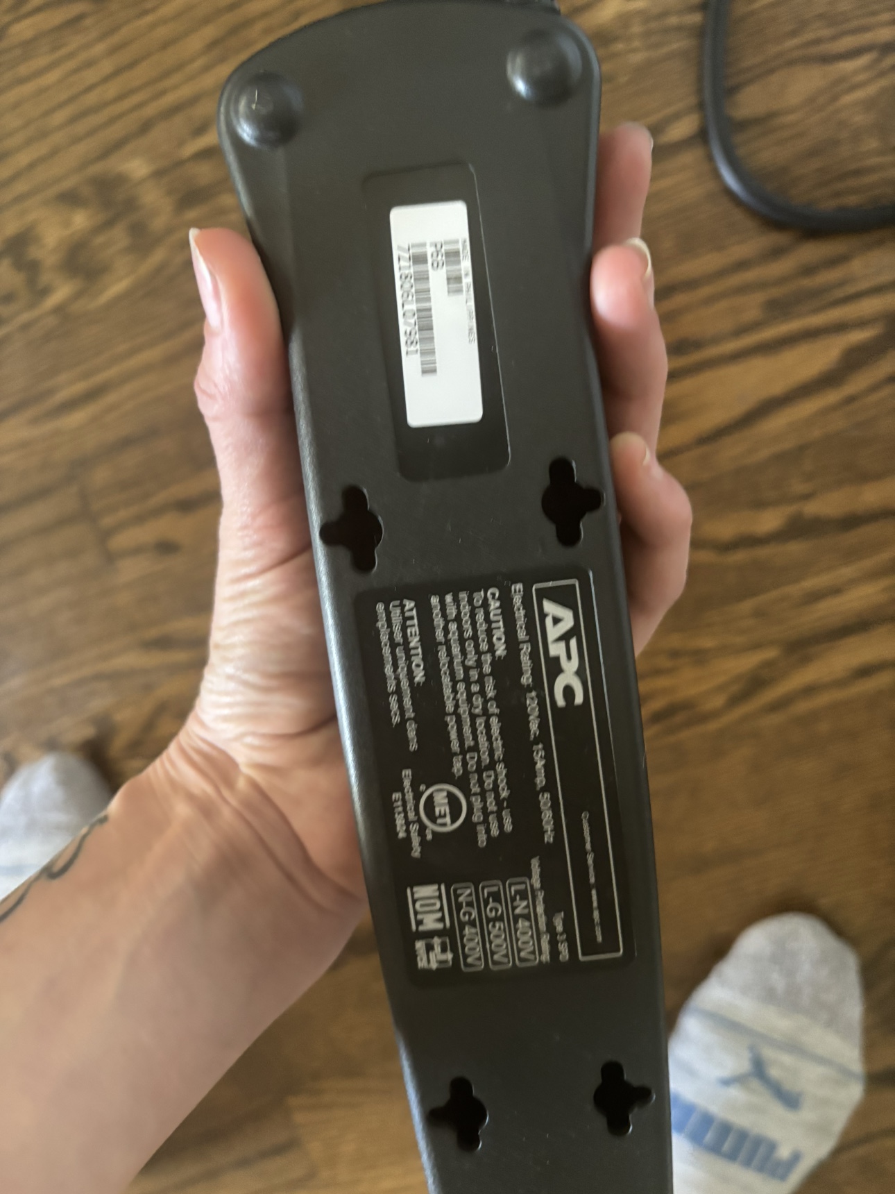 APC computer Surge protection extension cord, 6, outlet - photo 2