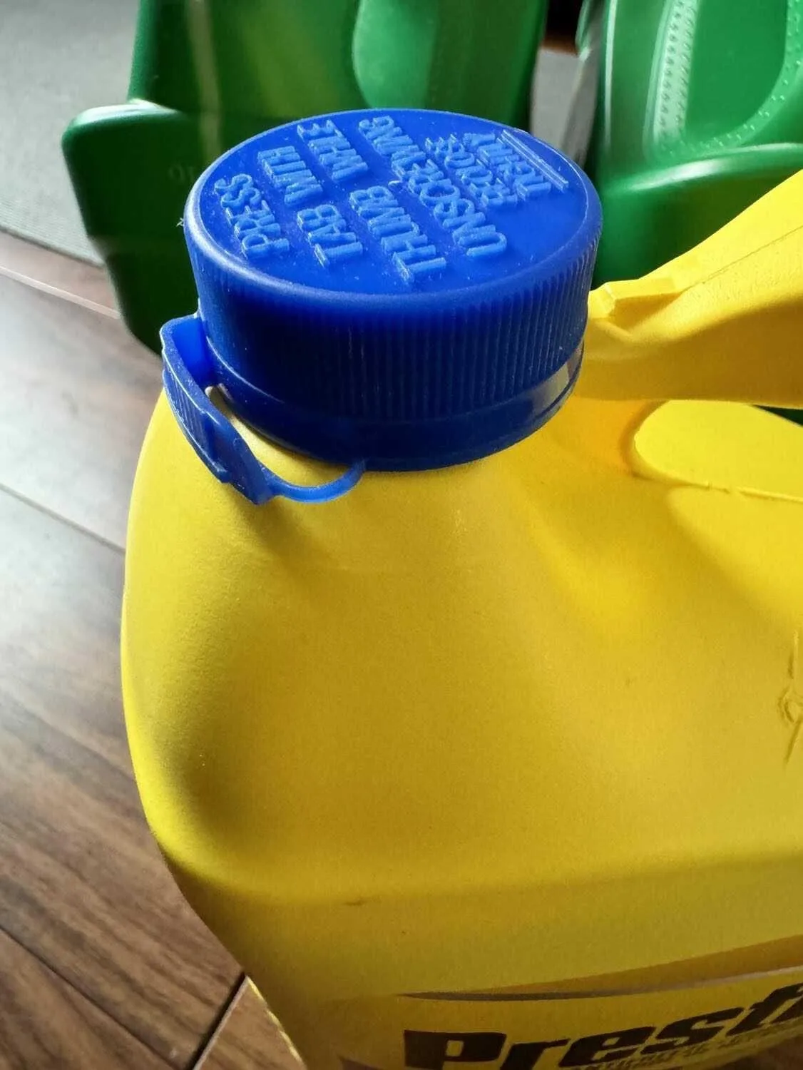 Prestone Antifreeze/Coolant for Asian Vehicles image indicator(2)