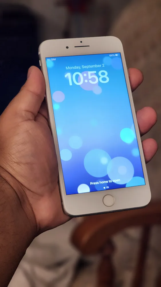 iPhone 8 Plus 64gb Unlocked