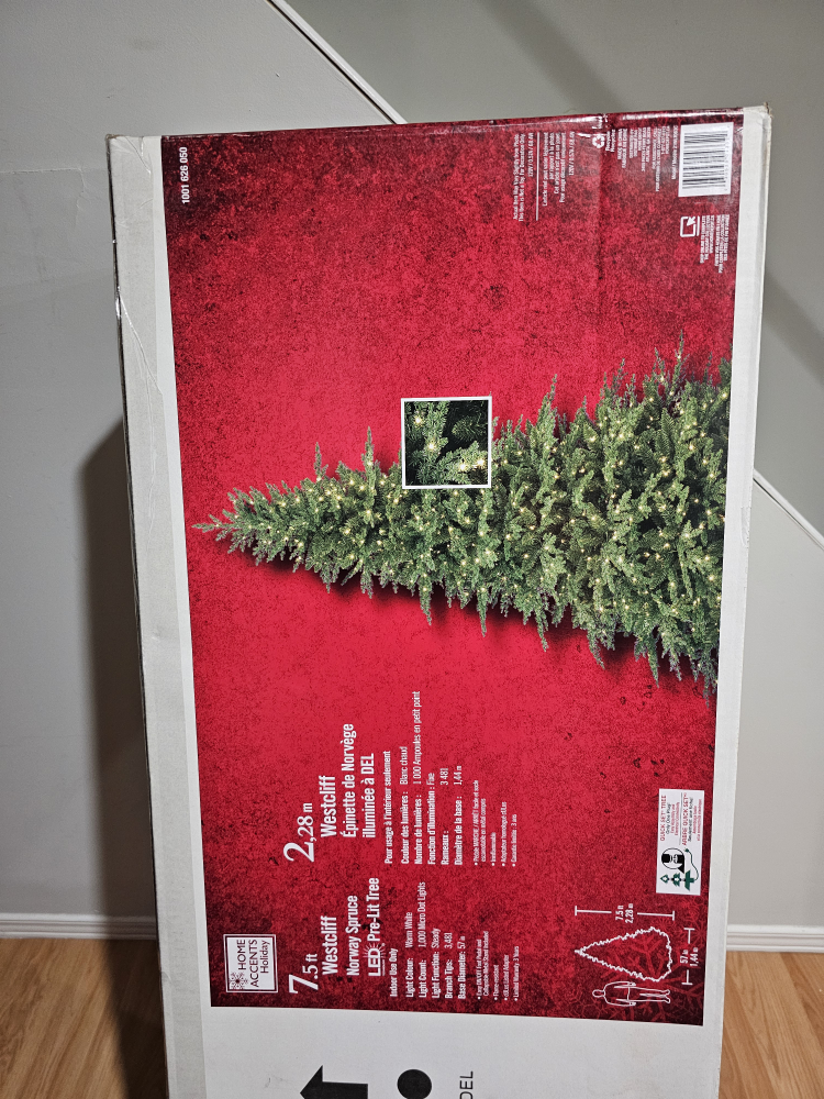 7 ft Pre-Lit Westcliff Norway Spruce Christmas Tree - photo 3