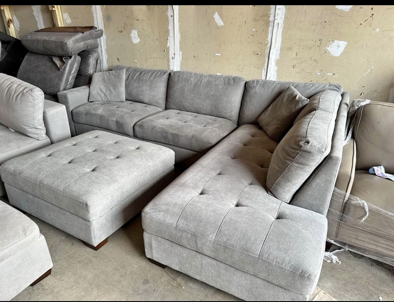 Miles Fabric Sectional with Ottoman