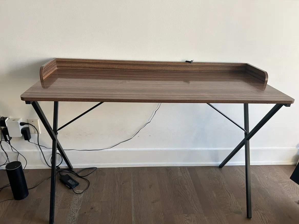 Desk thumbnail