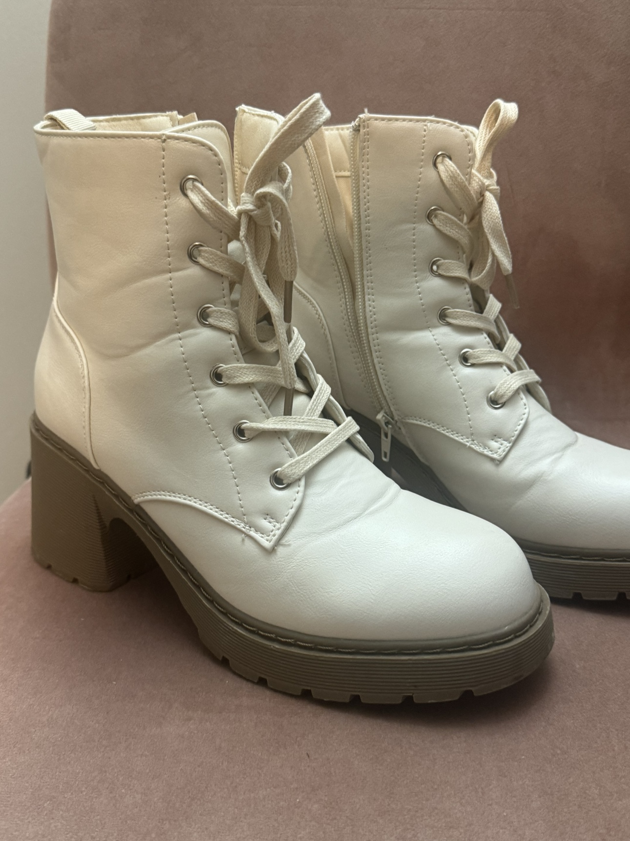 White Platform Boots - photo 2