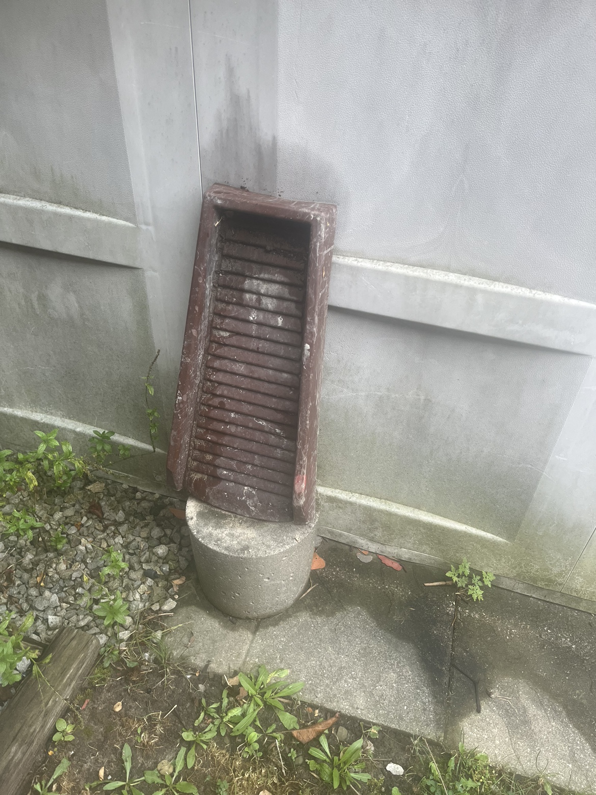 Drainage for outdoor