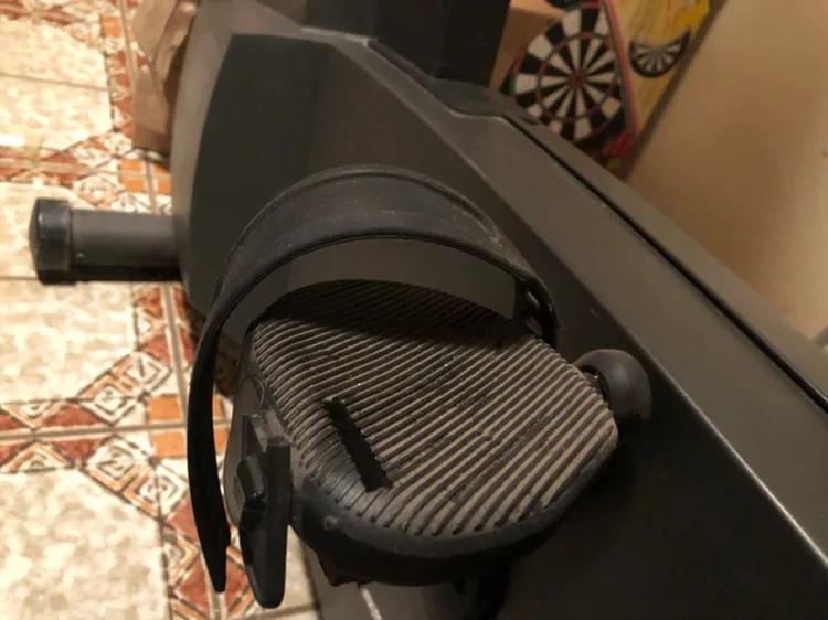 Value Life Fitness Lifecycle C7i Exercise Bike image indicator(4)