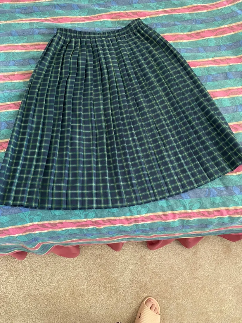 Pleated Skirt image indicator(2)