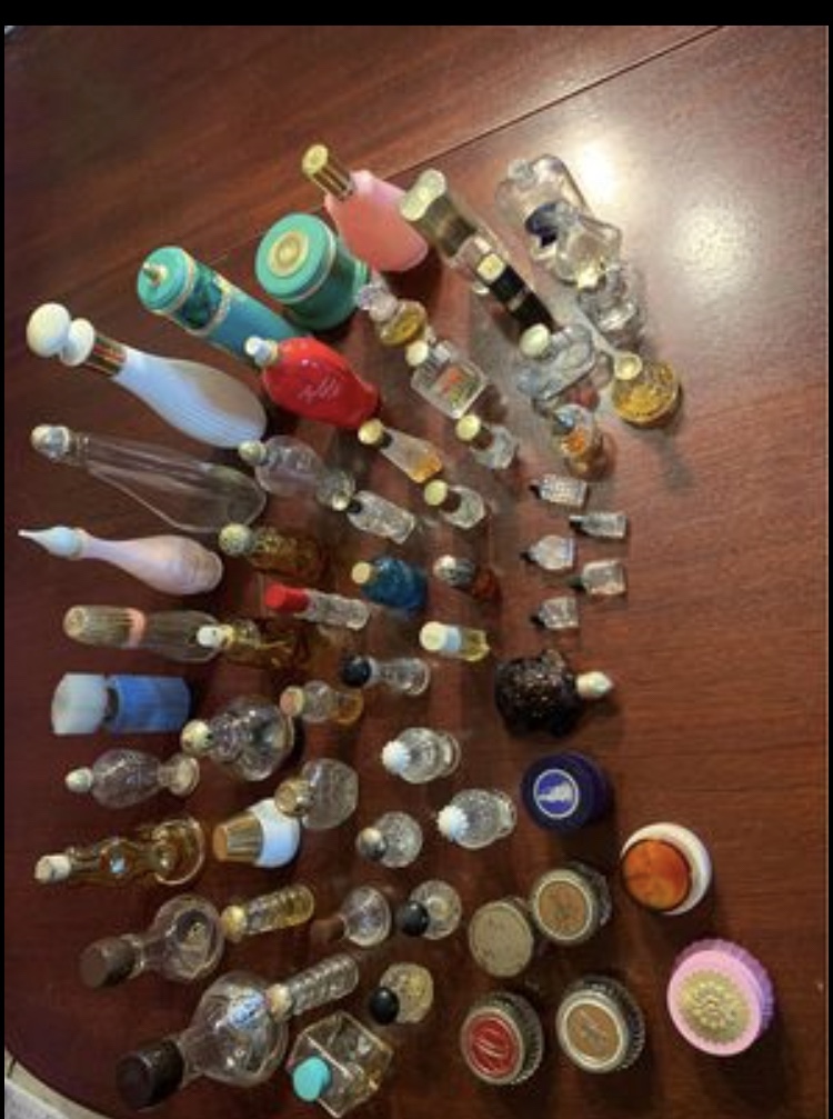 AVON COLLECTION