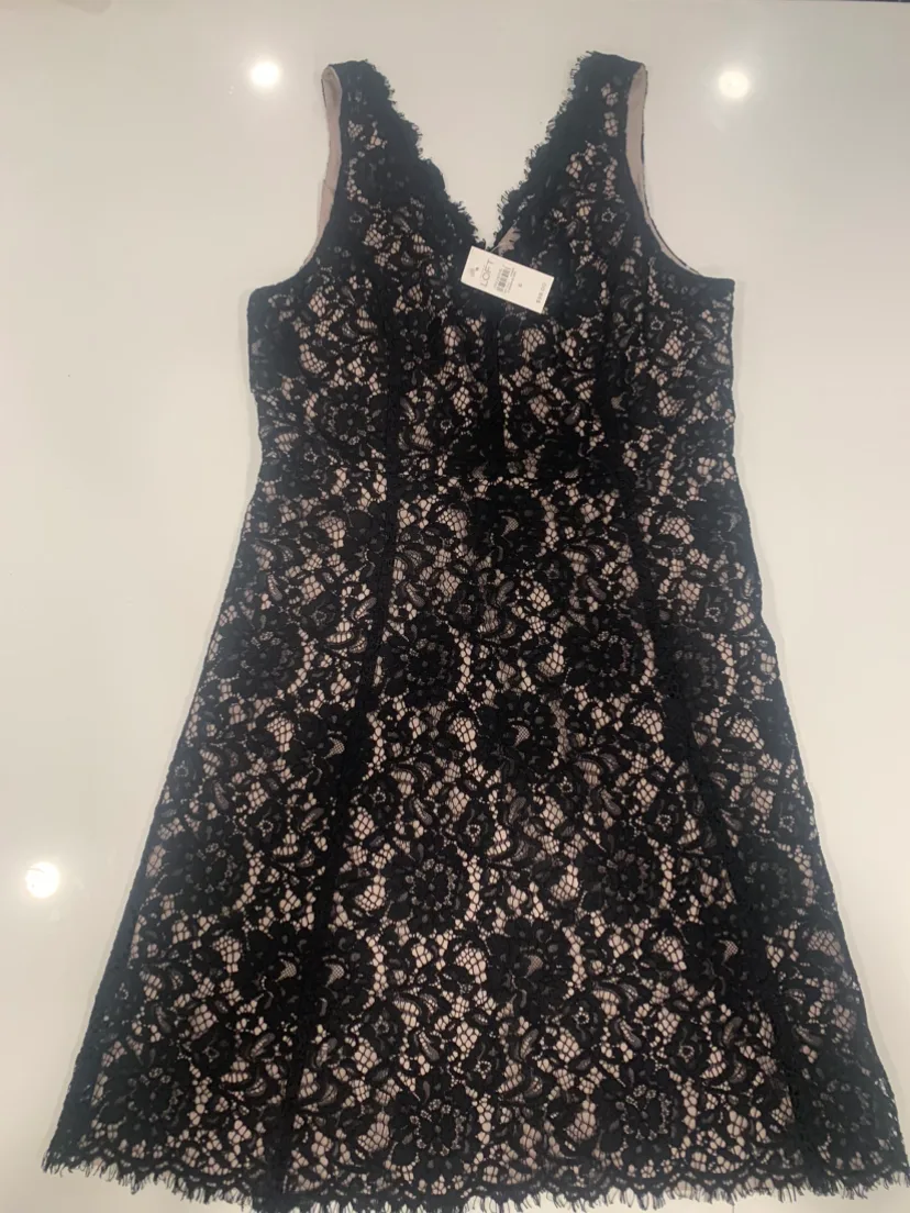 Loft dress size 6-8 thumbnail