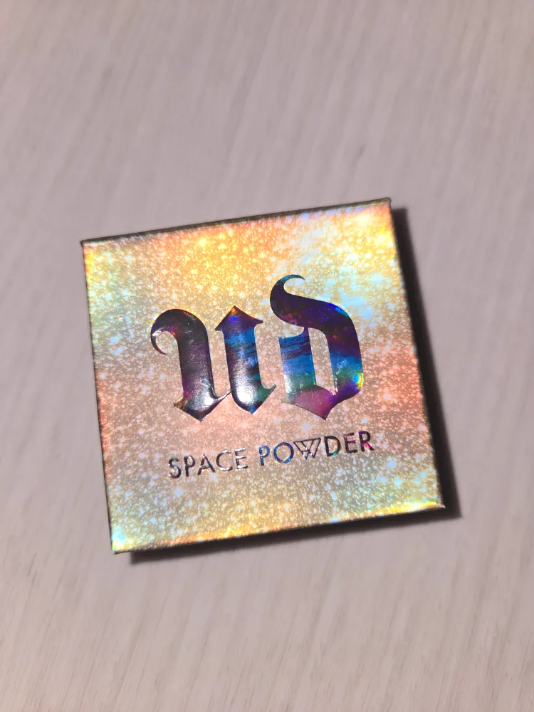 Urban Decay Space Powder thumbnail