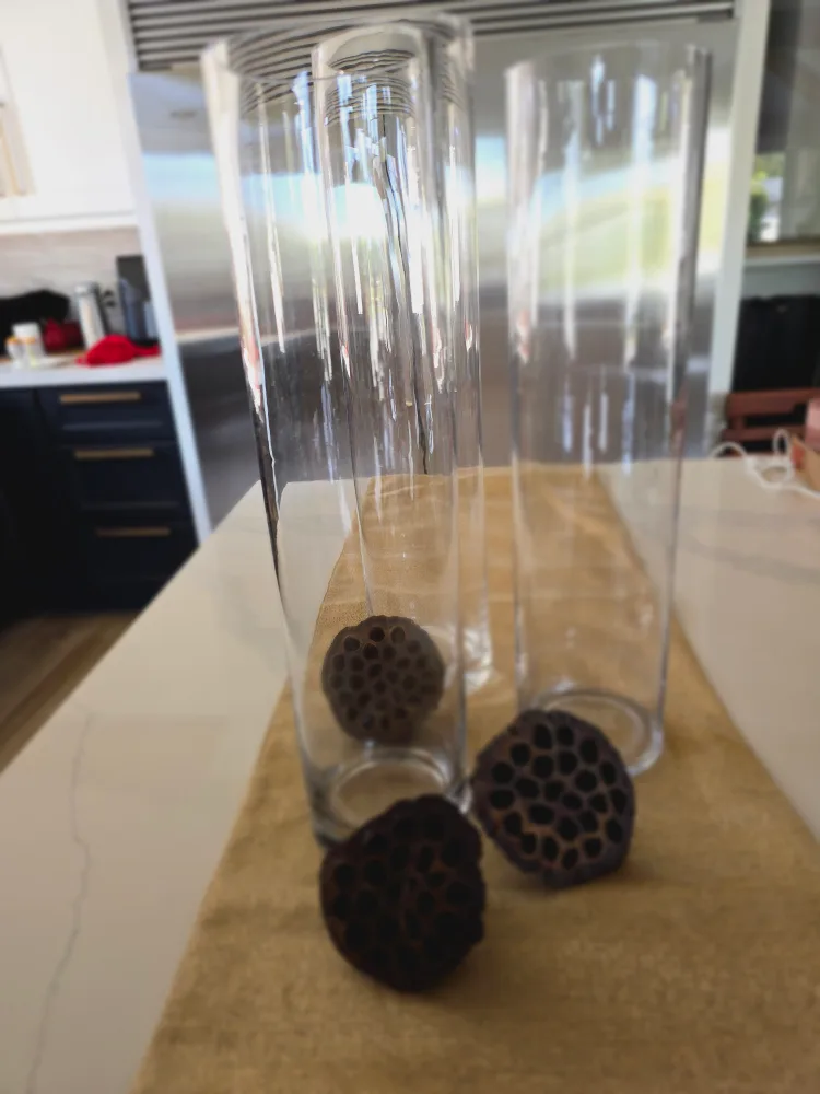 Centrepiece Clear Vases 16" & 18" available image indicator(4)