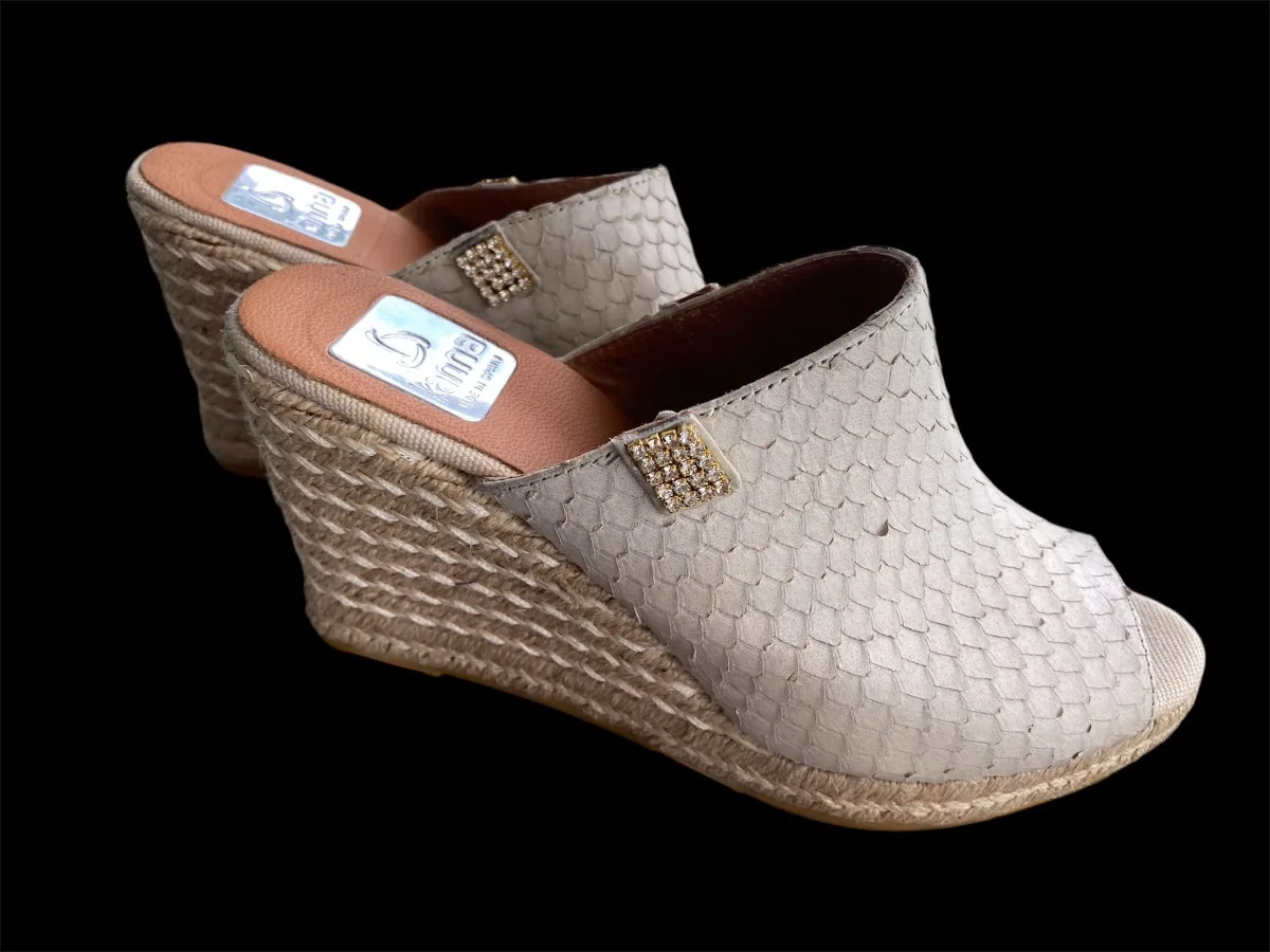 Kanna White Leather Wedge Sandals image indicator(5)