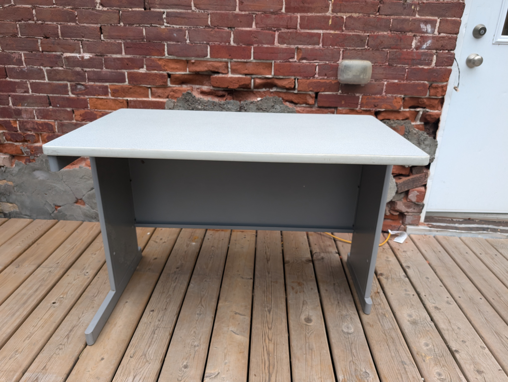 Small Desk - photo 3