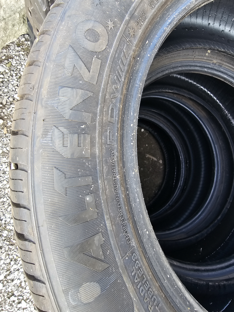 Set of 4 Tires - photo 3
