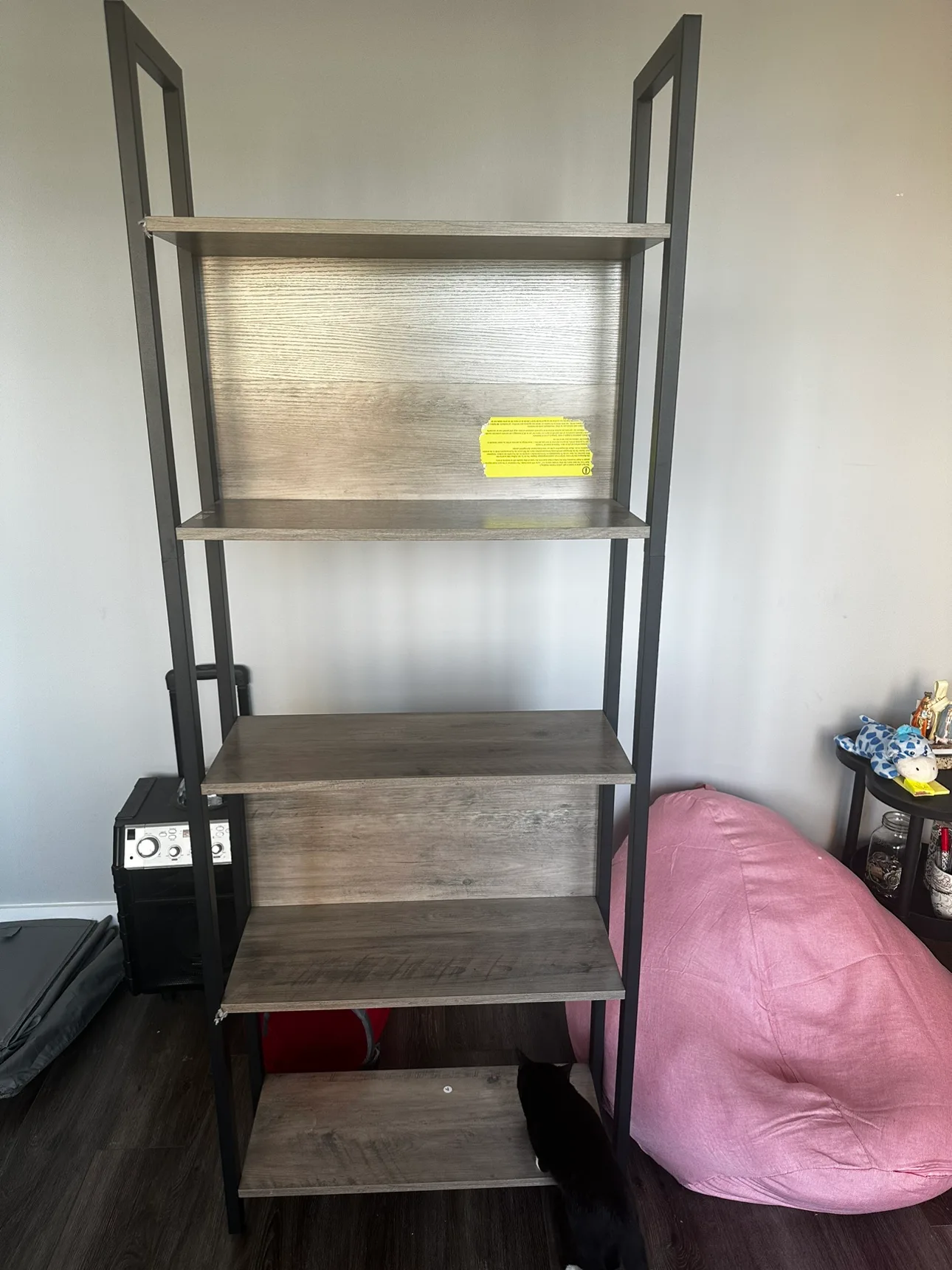 5 Shelf Bookcase thumbnail