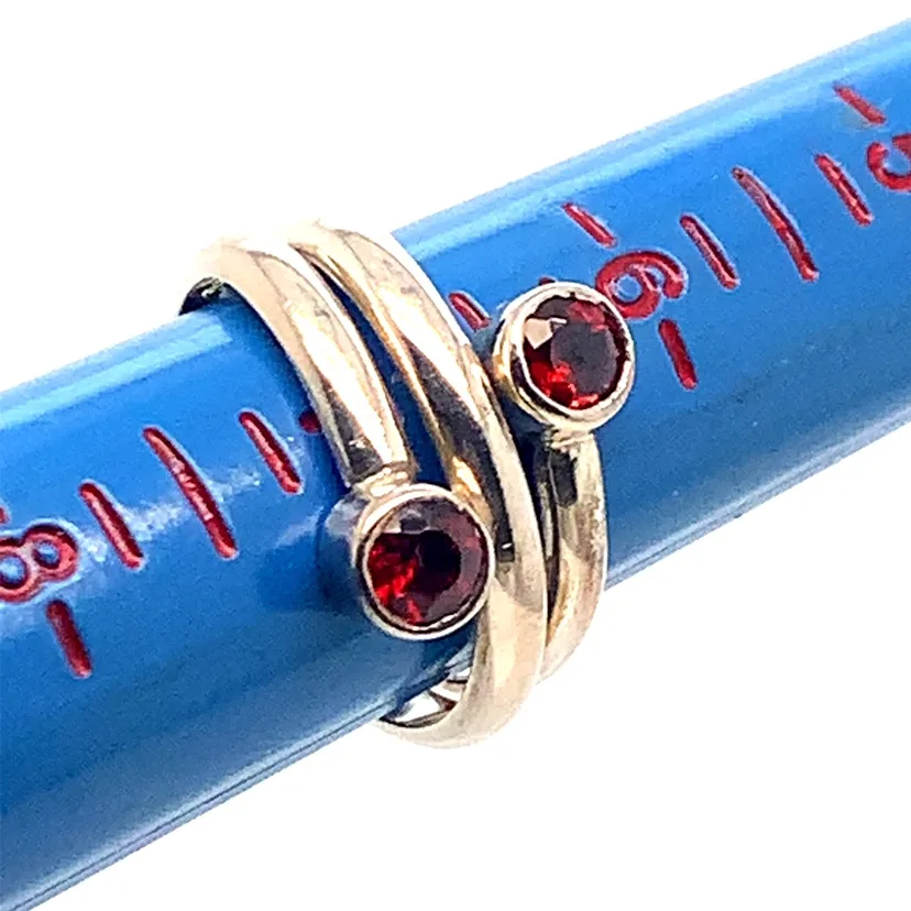 Sterling Silver 925 Ring with Red Stones size 6.5 thumbnail