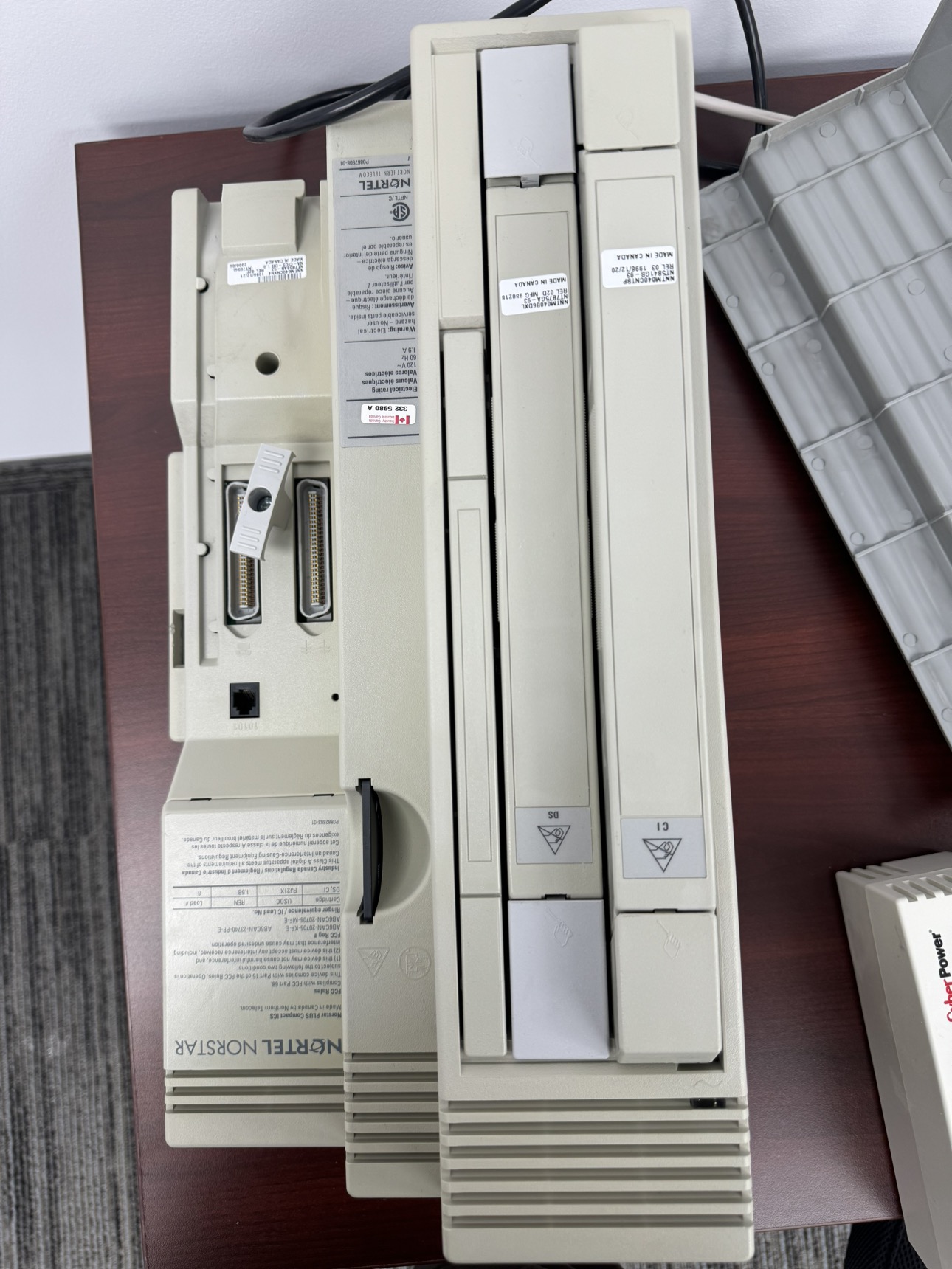 Selling Nortel Norstar - Used phones - photo 3