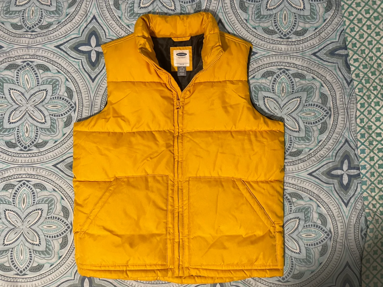 Old Navy Yellow Puffer Vest image indicator(8)