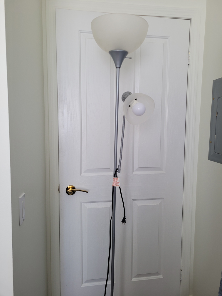Floor lamp