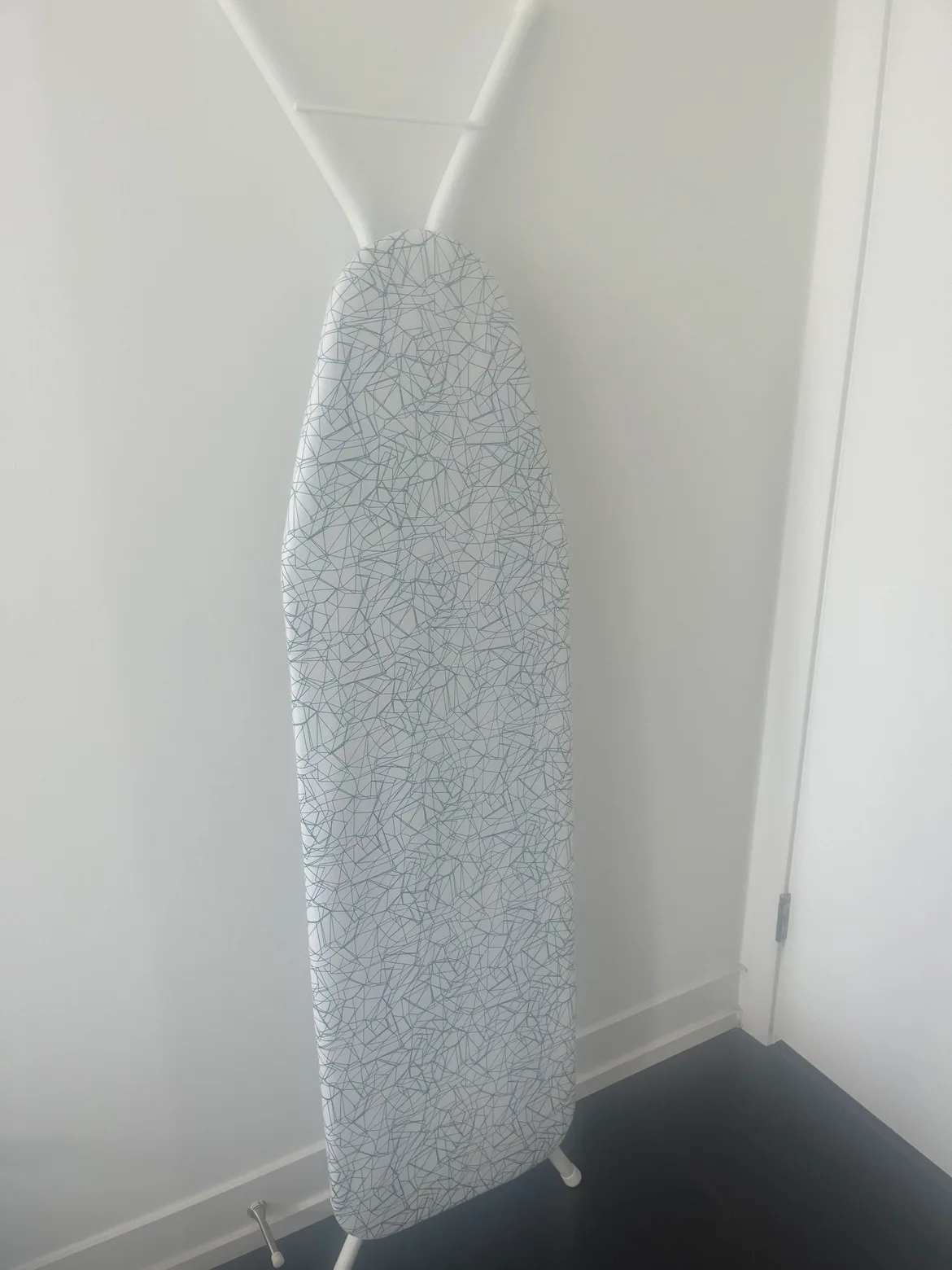 IKEA RUTER ironing board thumbnail
