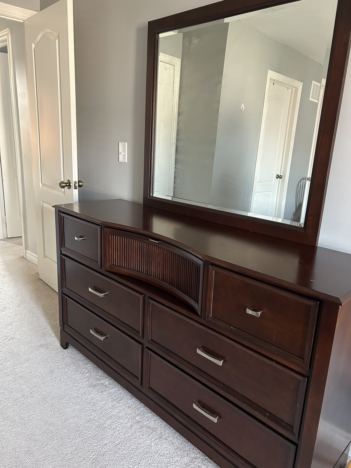 Queen Size Bedroom Set