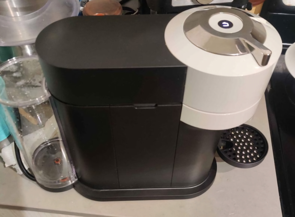 Nespresso VertuoPlus Coffee Machine