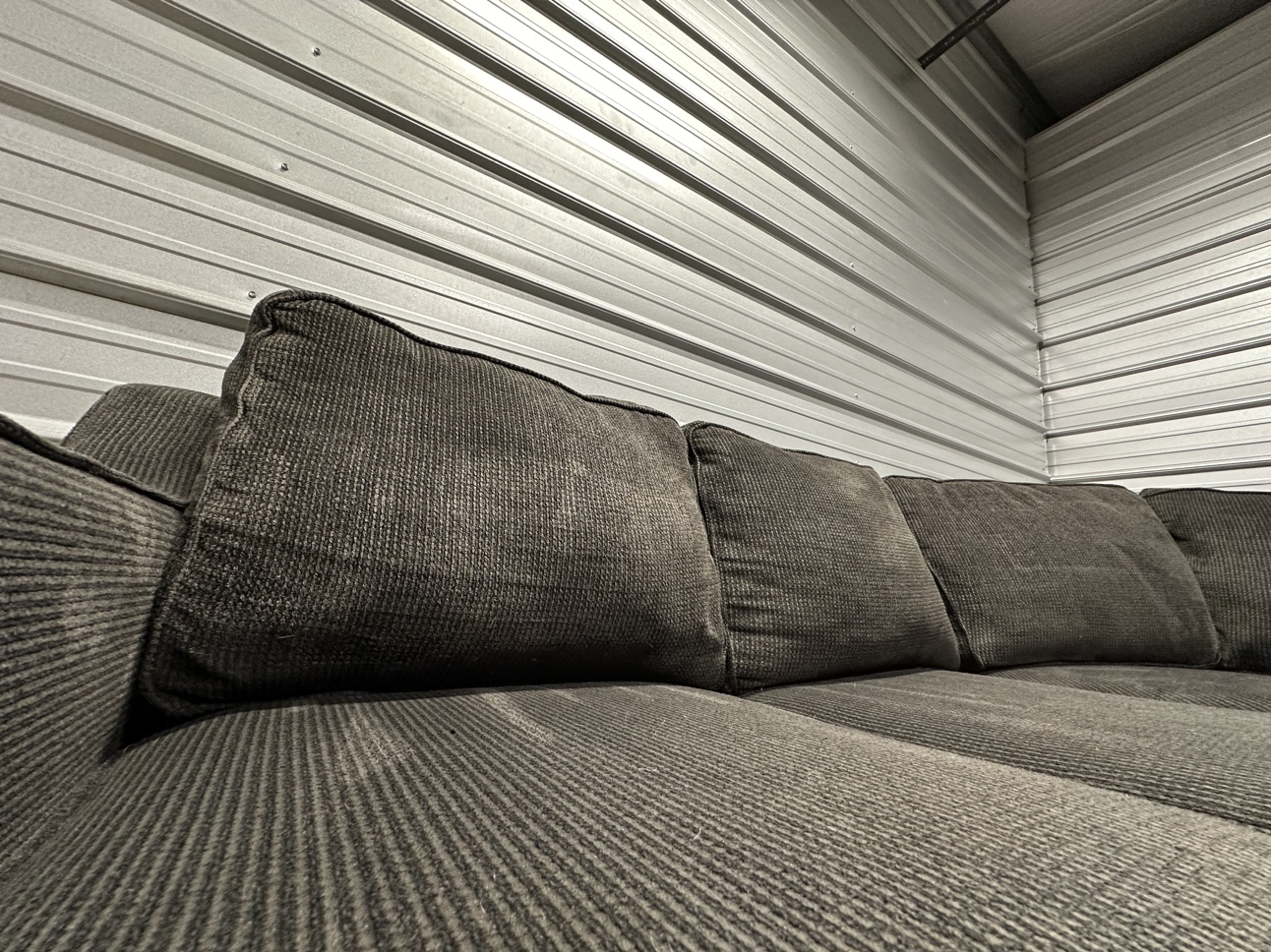Grey Sectional (FREE DELIVERY) - photo 2