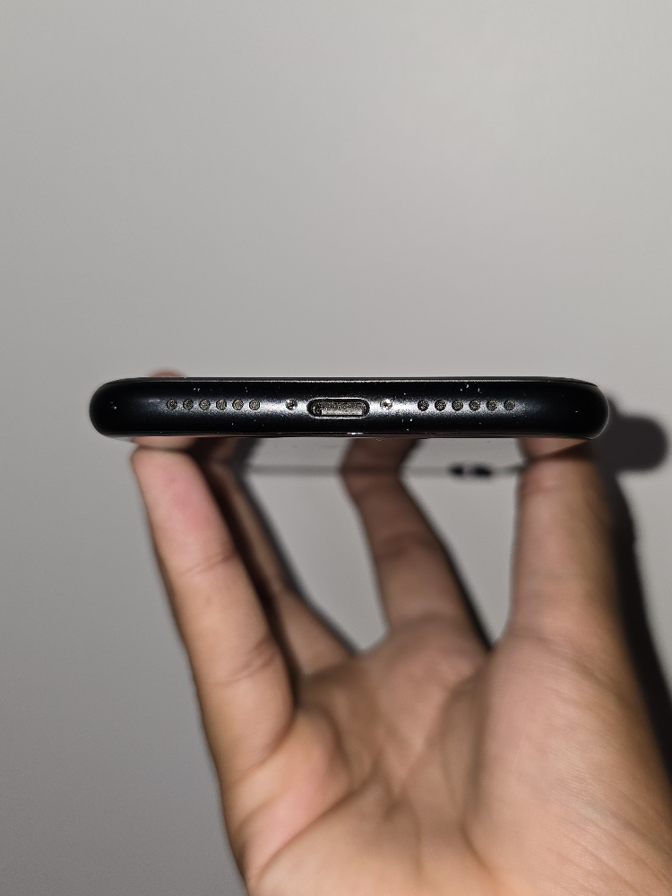 iPhone Xr 64 gb ( unlocked ) - photo 3
