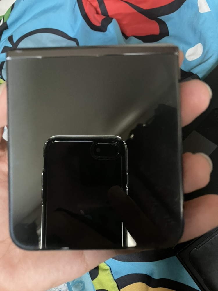 Samsung Galaxy Z Flip 5 - photo 3