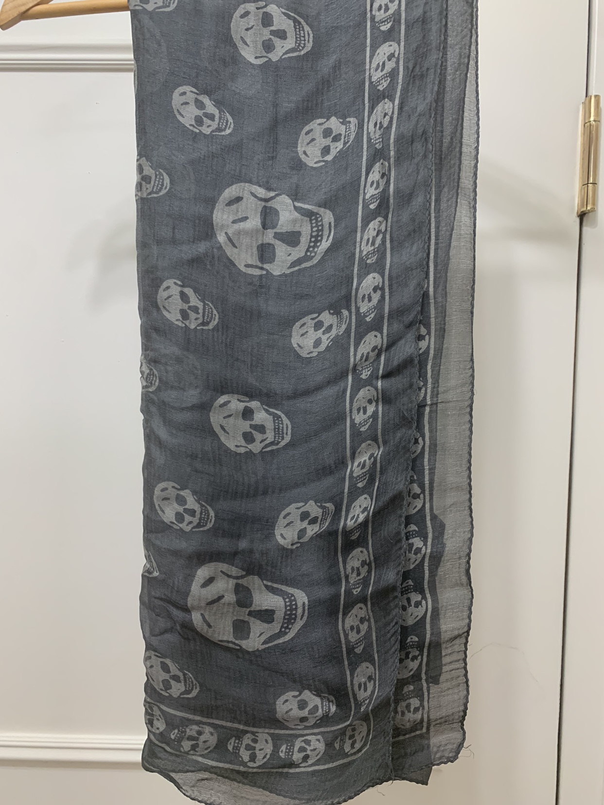 Alexander McQueen Grey Skull Scarf