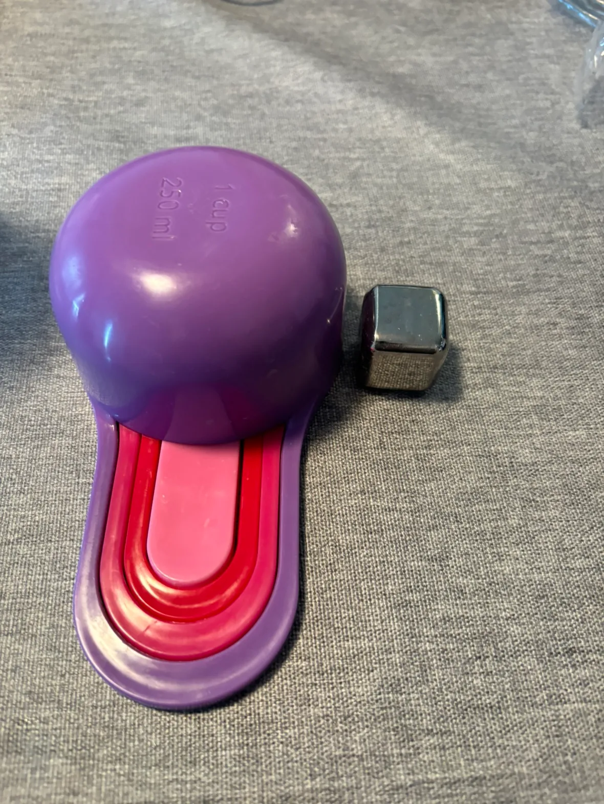 Assorted Kitchen Small Items image indicator(6)