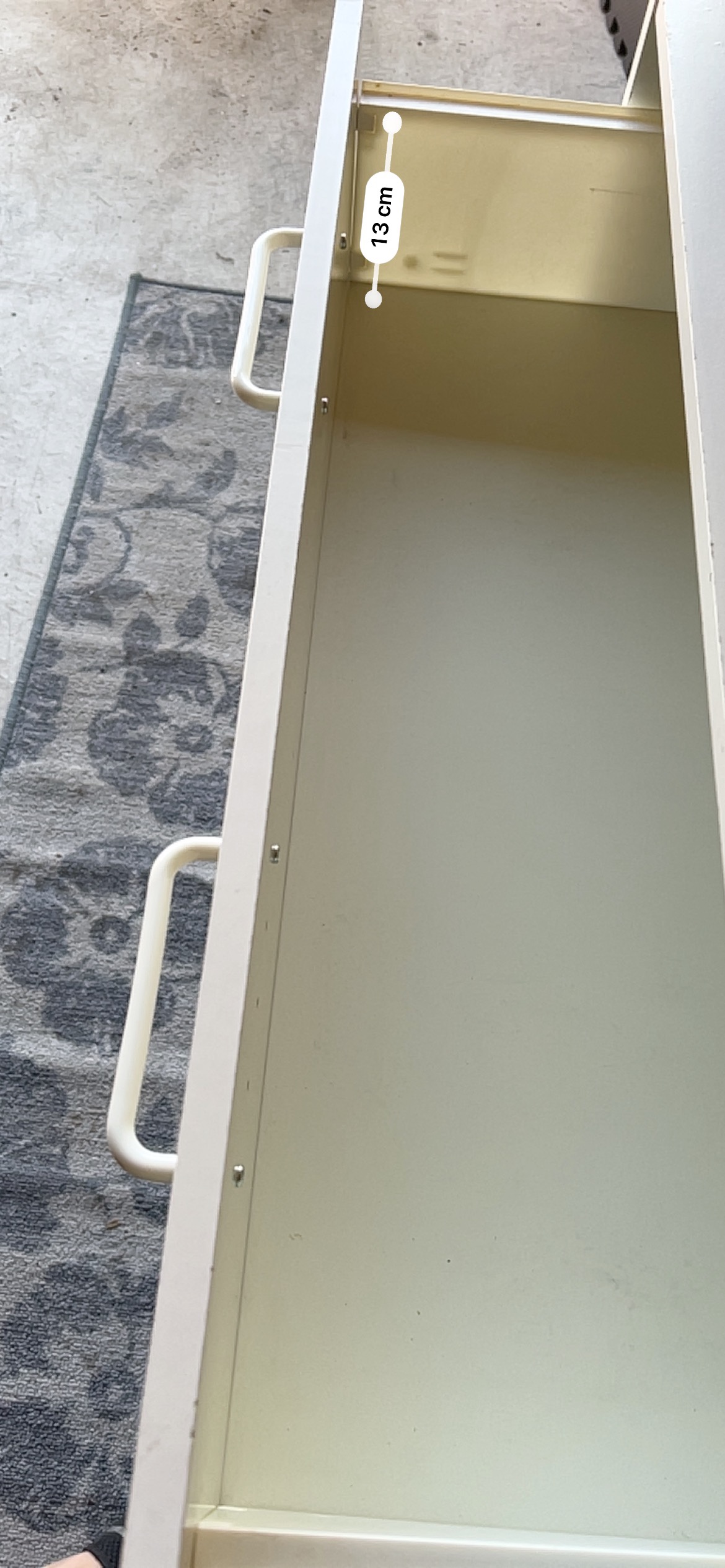 White Three Drawer Dresser - photo 4